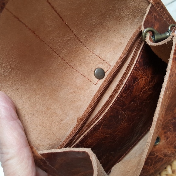 LEATHER BELT/ HIP BAG - Picture 5 of 8